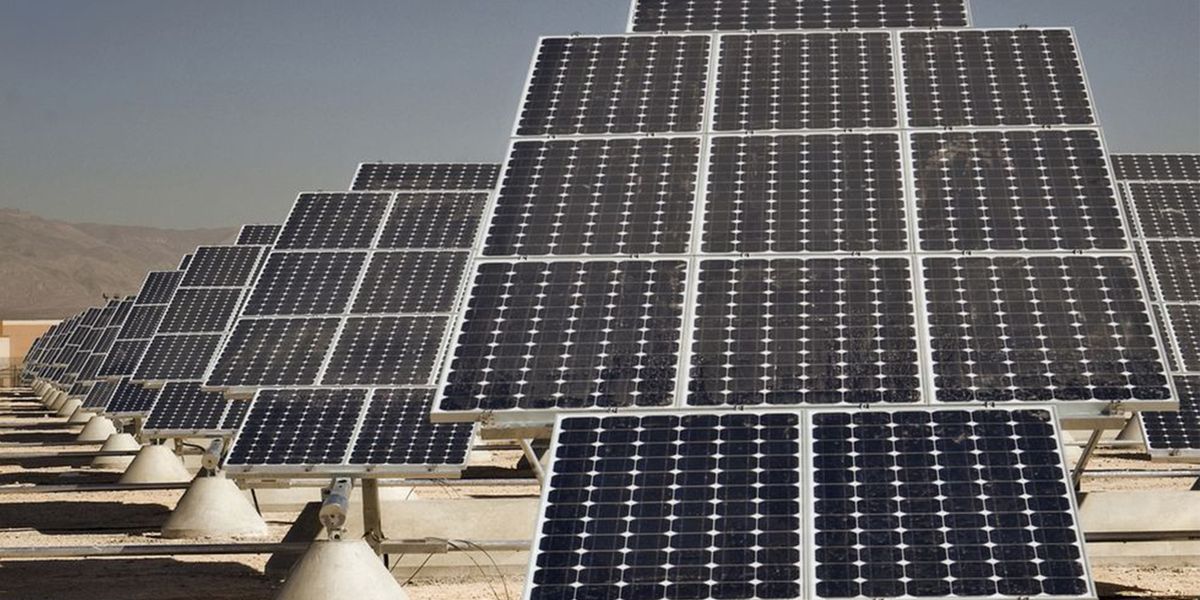 Two-sided solar panels that track the sun produce a third more energy