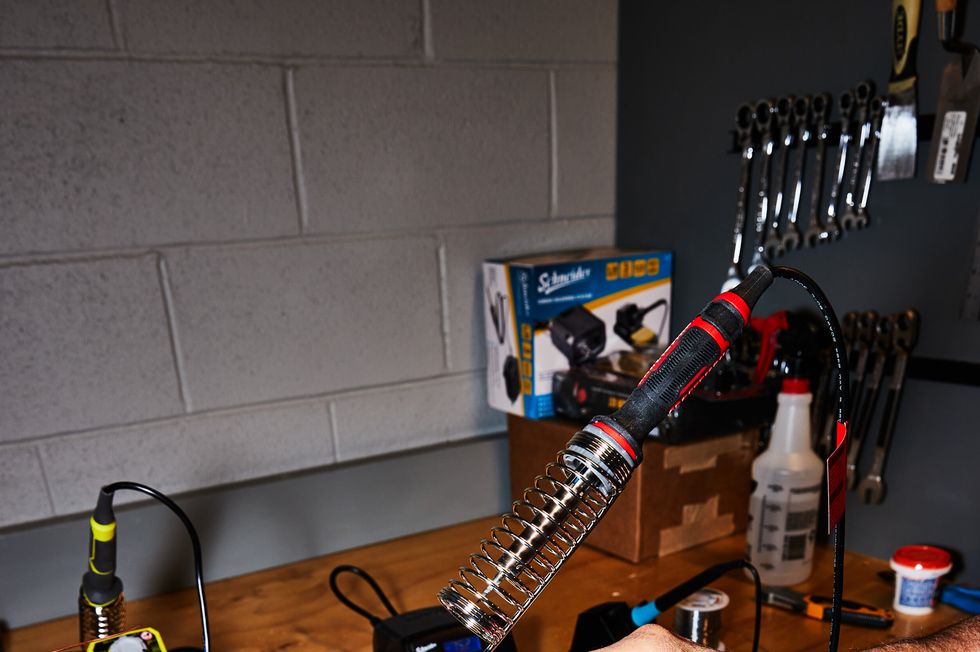 The Insider's Guide To Soldering Irons - Stortz & Son Inc.