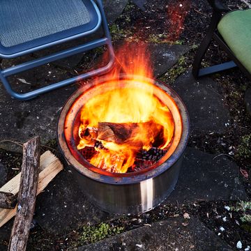 wood burning in solo stove fire pit