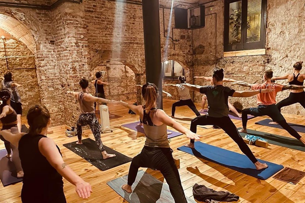 Los Mejores Centros Para Hacer Yoga Que Hay En Barcelona