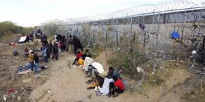 mexico united states border and migrant crisis