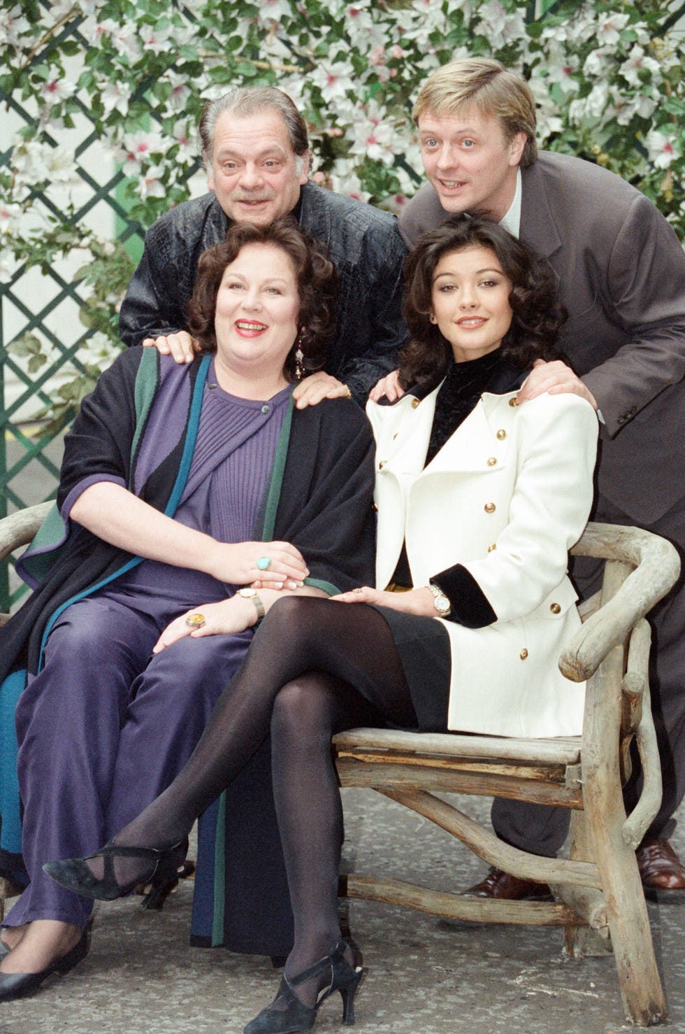the cast of the darling buds of may 1992