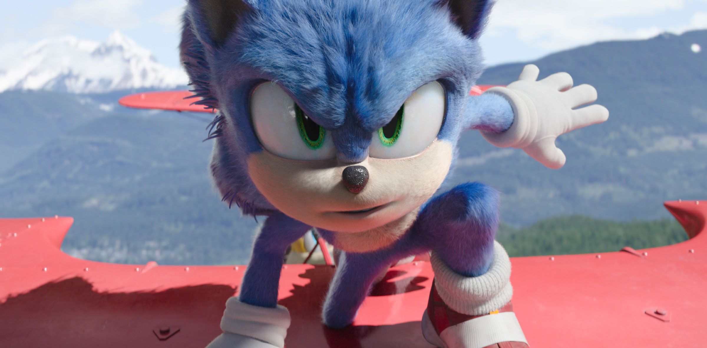 Heard someone say that they reused the super sonic model from the movie for  shadow. I wish they would bring him more life than just simply making him  look like a sonic
