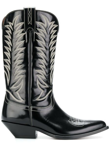 Footwear, Boot, Cowboy boot, Durango boot, Riding boot, Shoe, Work boots, Rain boot, Brown, Knee-high boot, 
