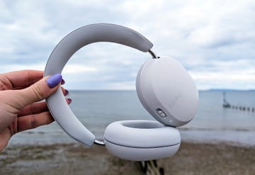 sonos ace headphones in white