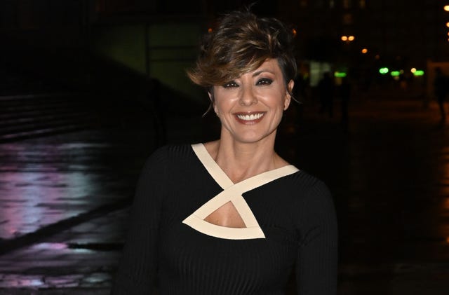 la presentadora en la fiesta de navidad de antena 3