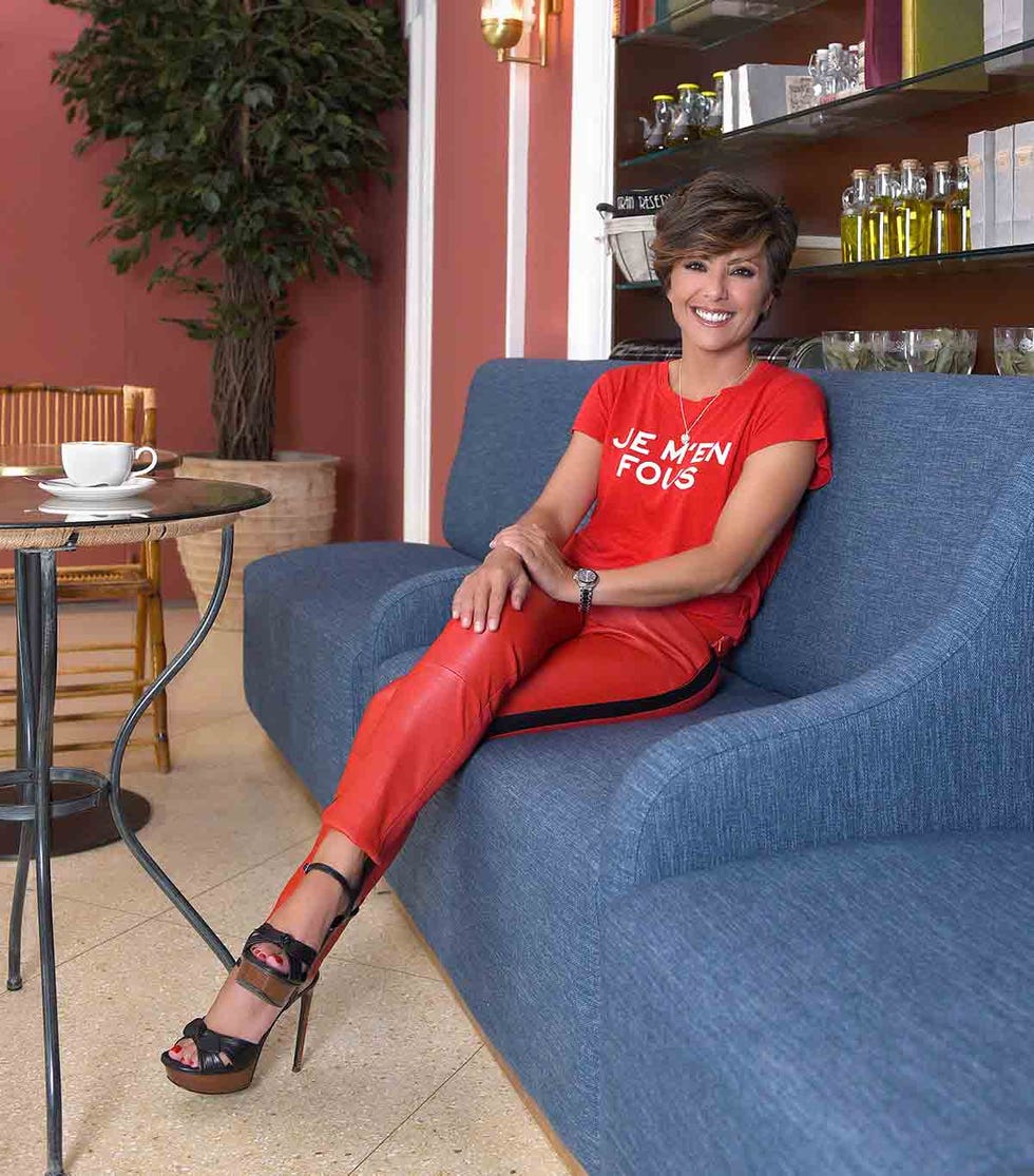Sonsoles Ónega de camiseta de Zadig & Voltaire