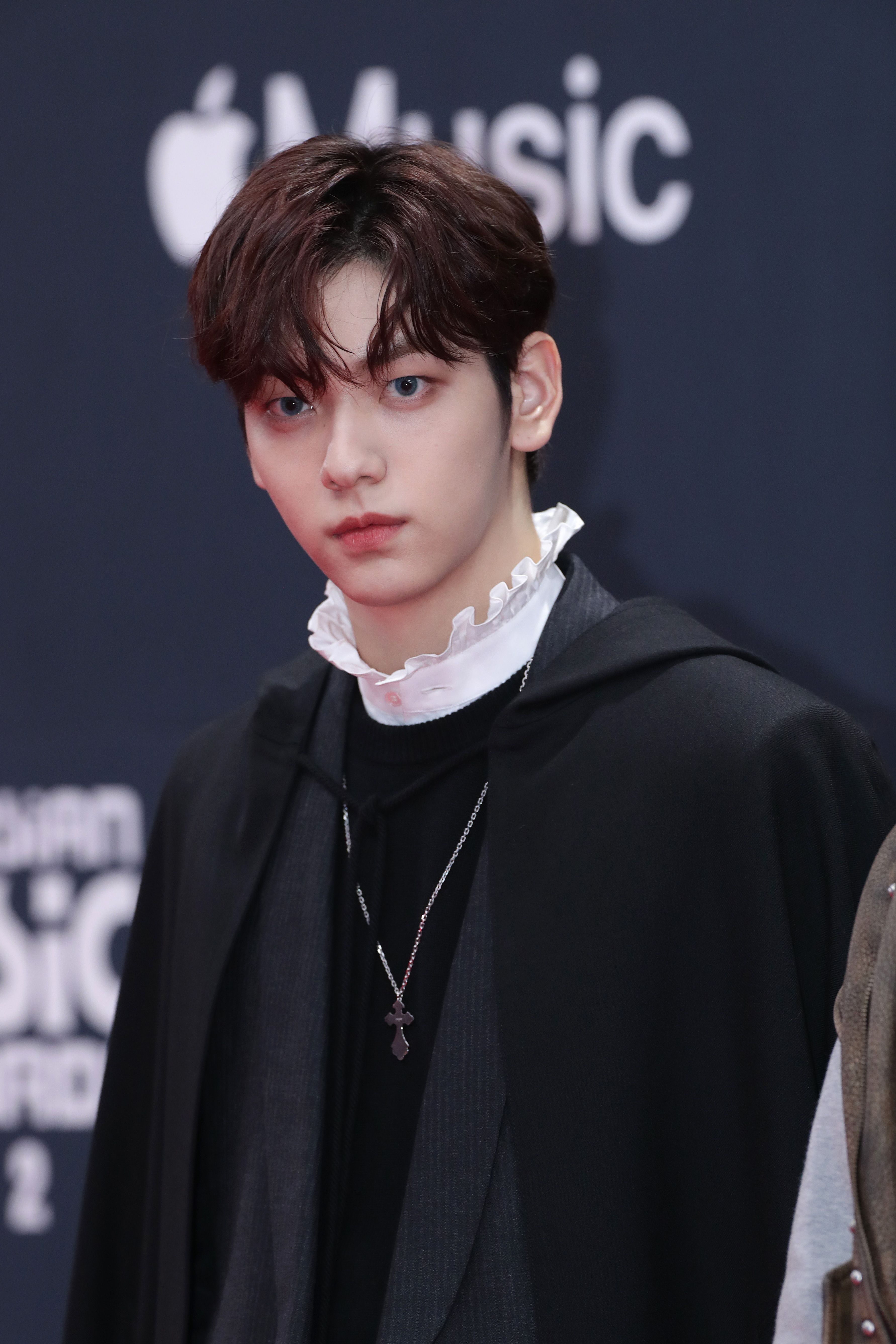 TOMORROW X TOGETHER（TXT）の頼もしきリーダー、スビンの眼福