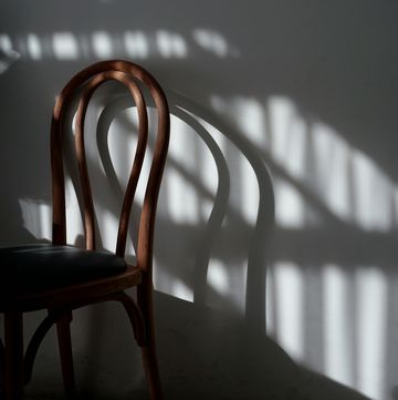 a chair in a room