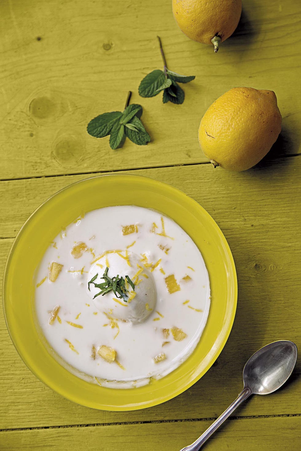 Sopa de piña colada