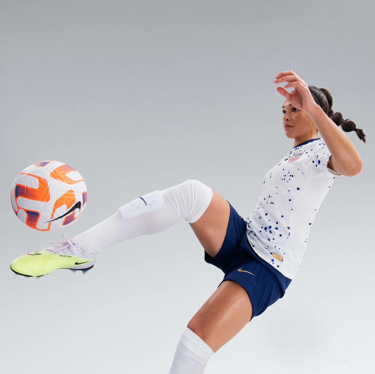 What soccer cleats does Sophia Smith wear? (2023 Women's World Cup) -  HowTheyPlay News