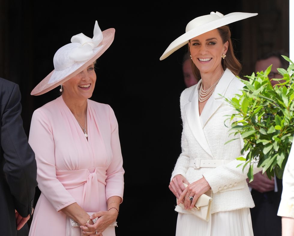 the order of the garter service at windsor castle