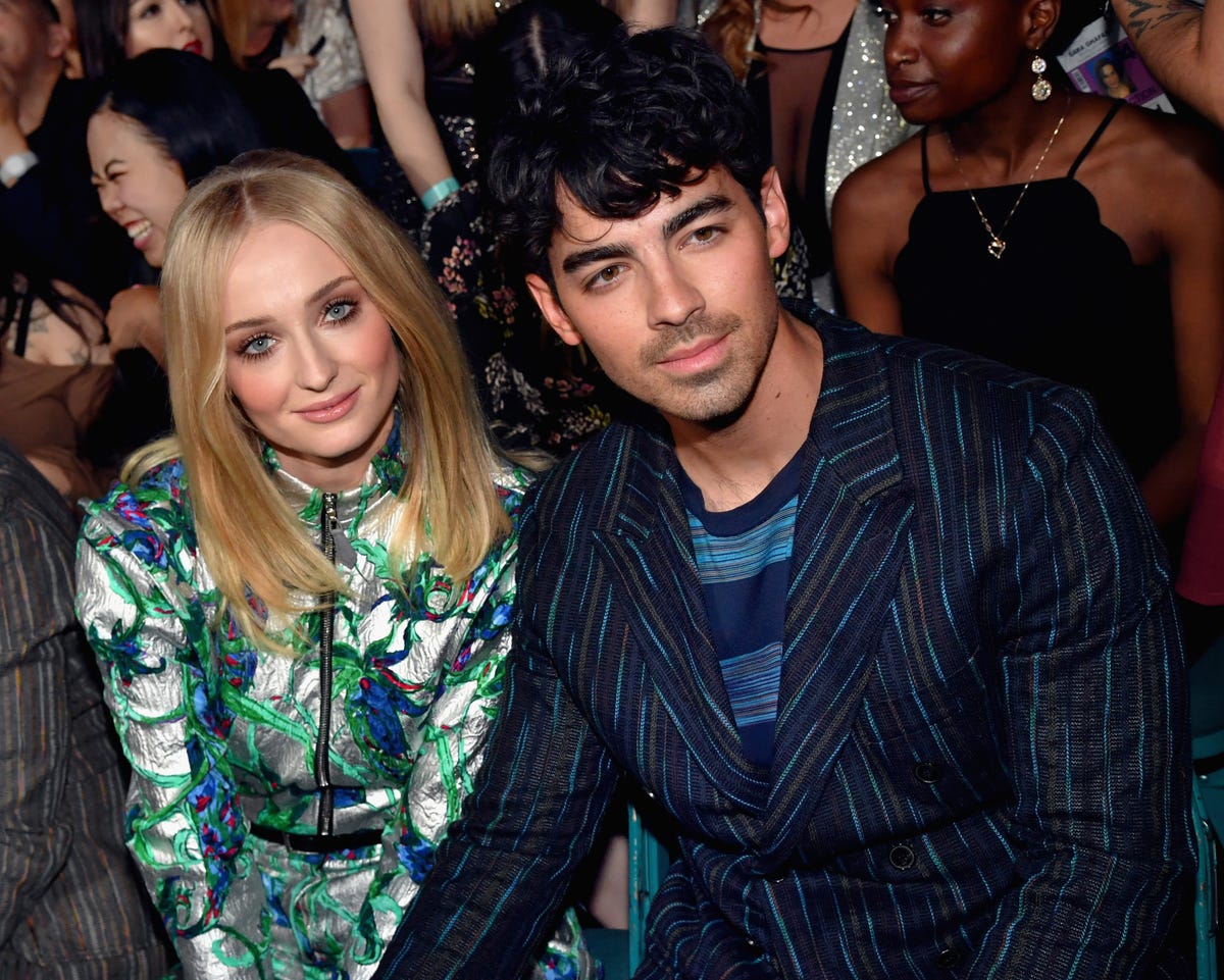 Joe Jonas posts flirty Instagram of wife Sophie Turner hours after