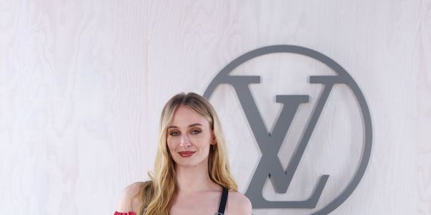 Sophie Turner's Off-Duty Outfit Formula Includes *These* Gray