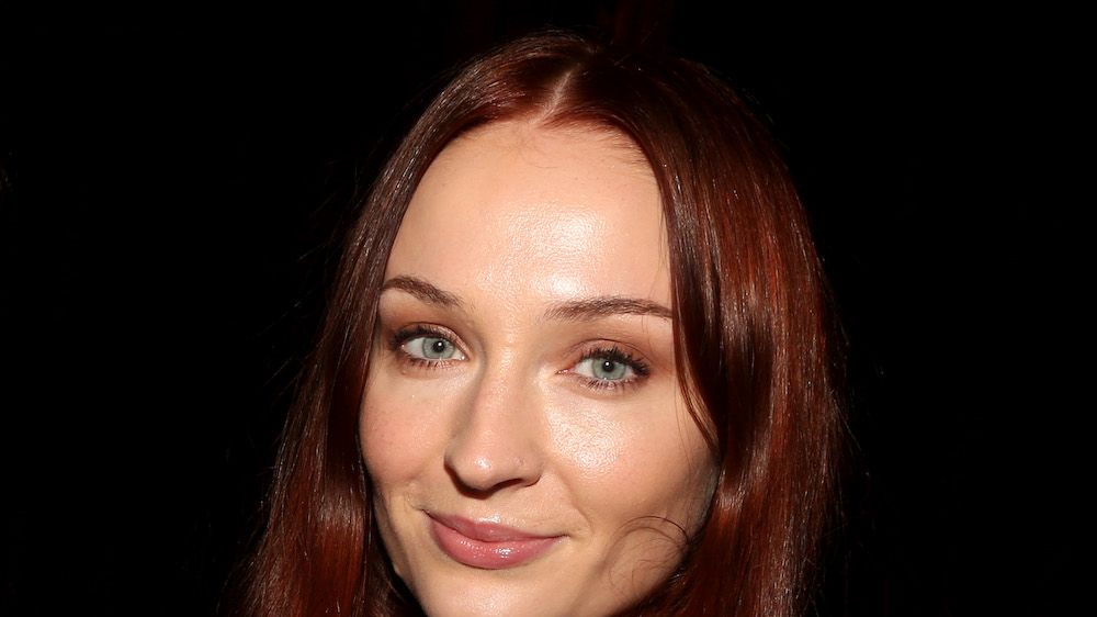 Sophie Turner's new fringe will inspire your autumn haircut