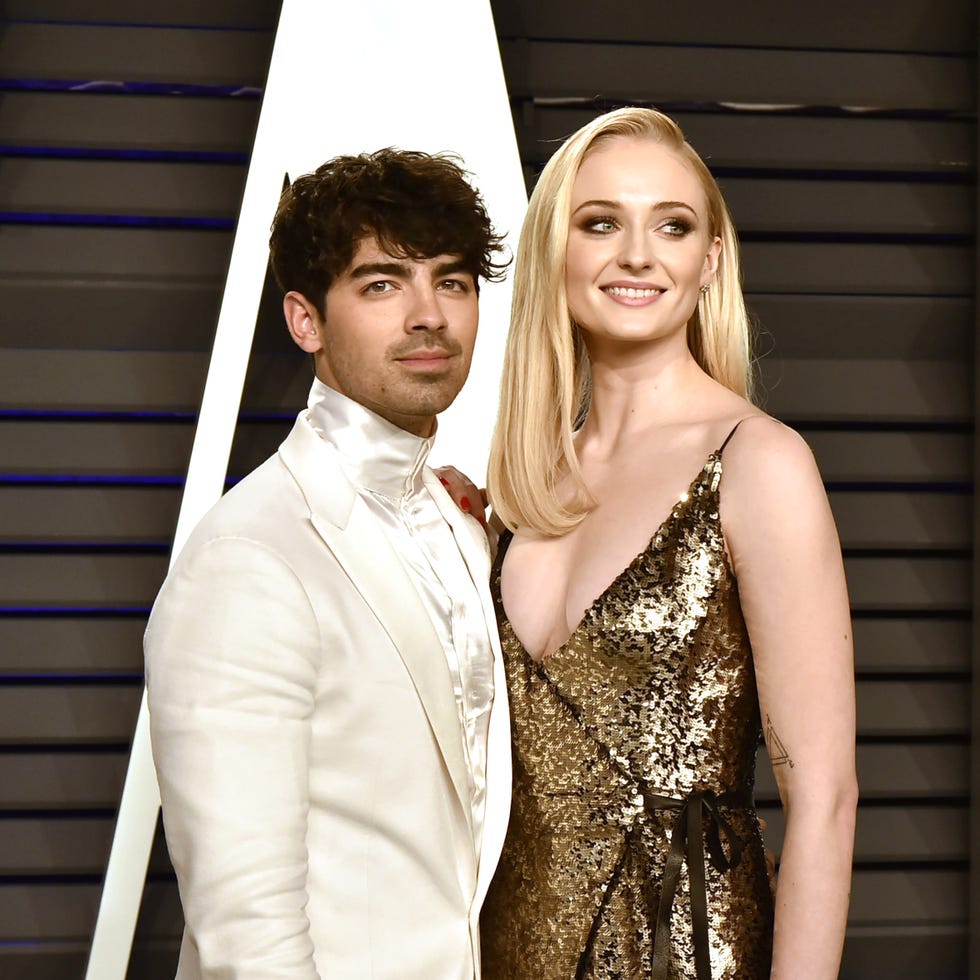 sophie turner, joe jonas, vanity fair oscar party 2019