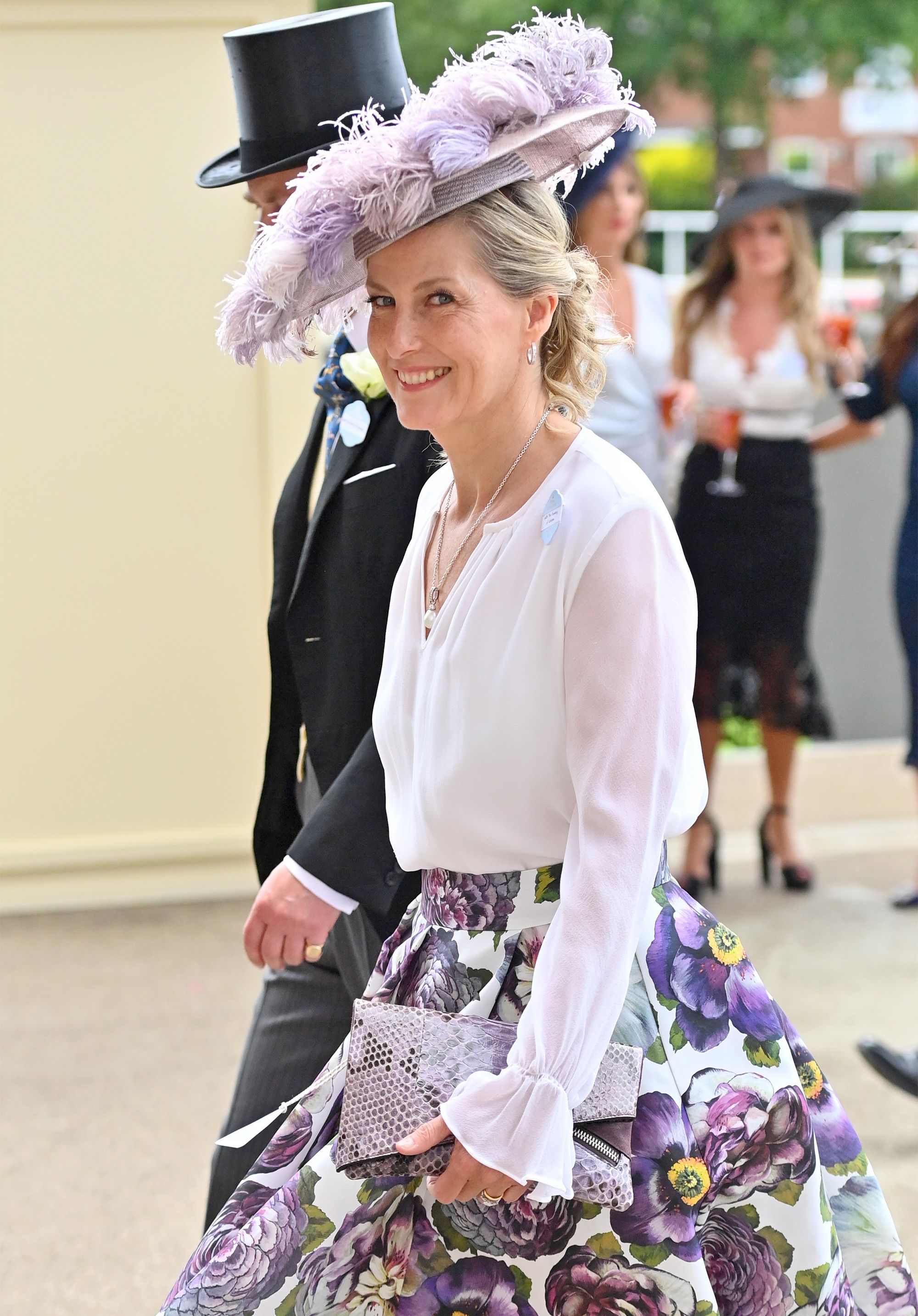 Purple best sale ascot hat