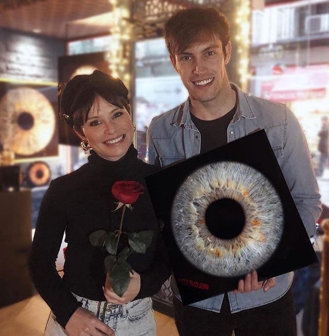 Eye, Organ, Iris, Smile, 