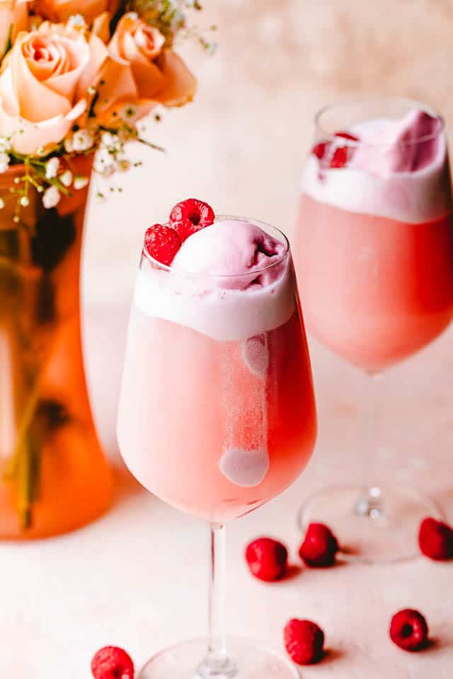 rose floats