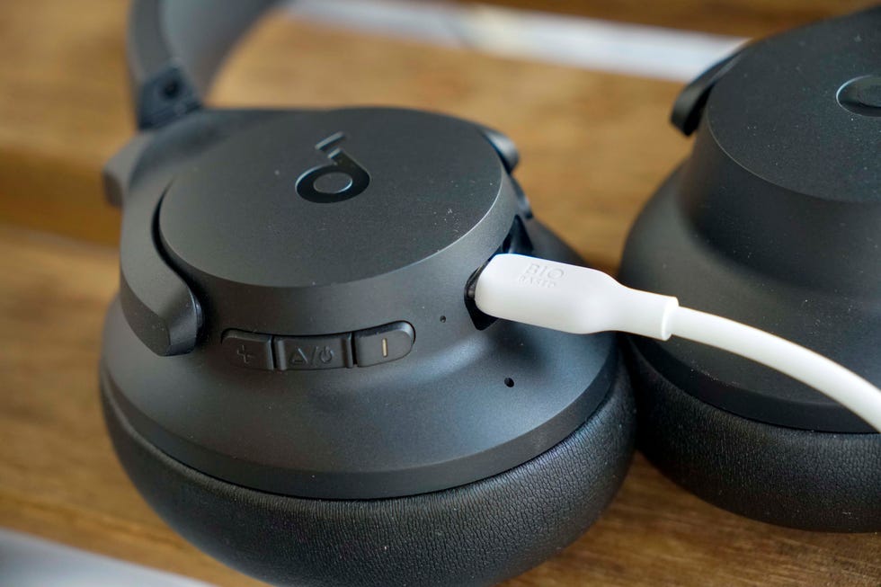 soundcore life q20i review