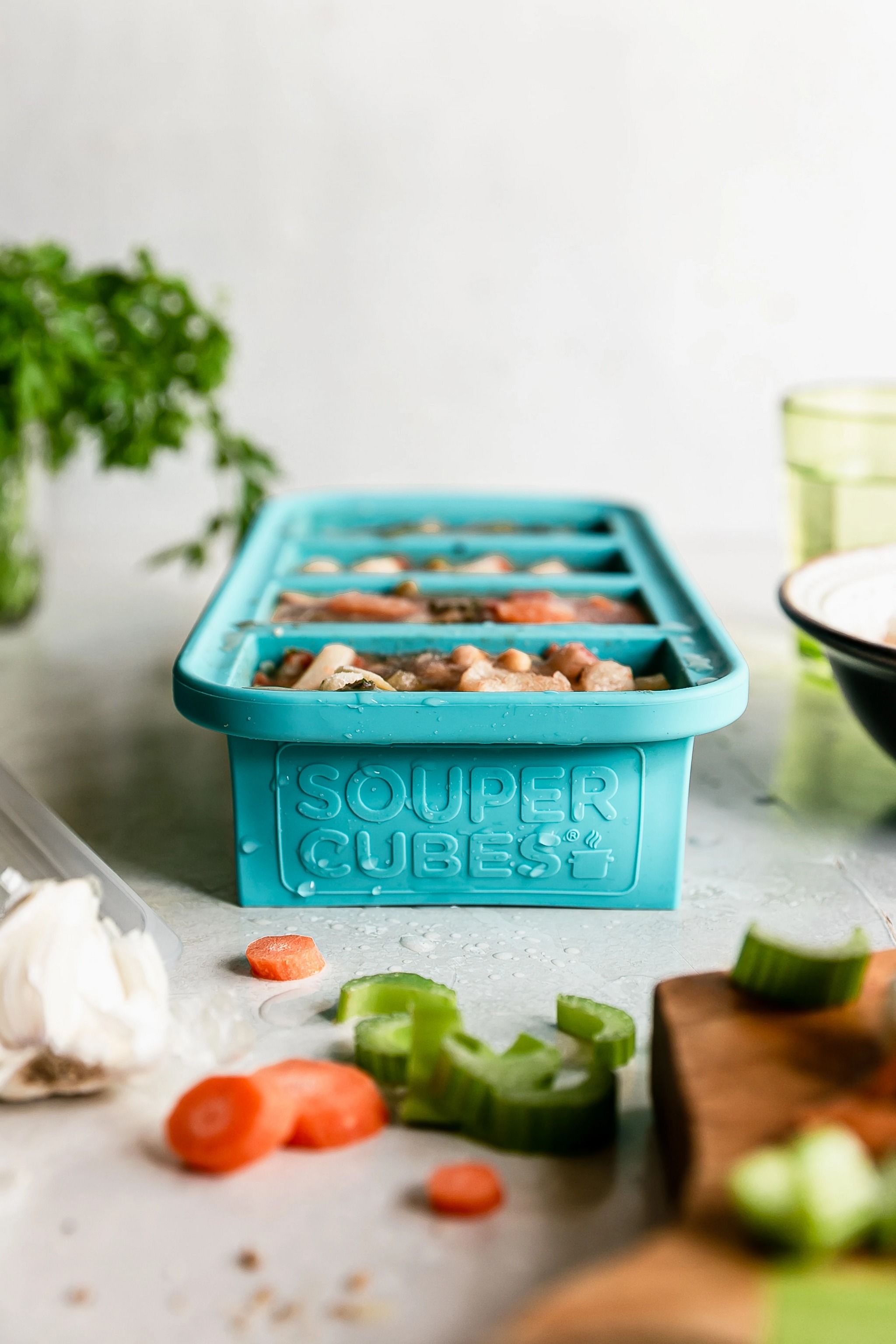 Souper Cubes Extra-Large Silicone Freezing Tray with Lid