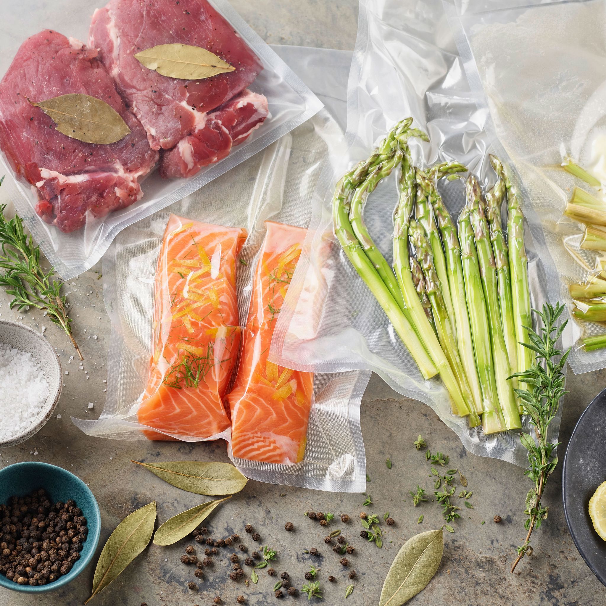 Sous Vide Cooking for Beginners, Recipes & Tips