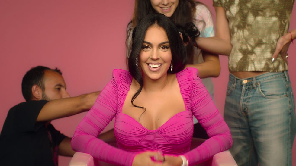 georgina rodríguez estrena la segunda temporada de la serie de netflixsoy georgina 2