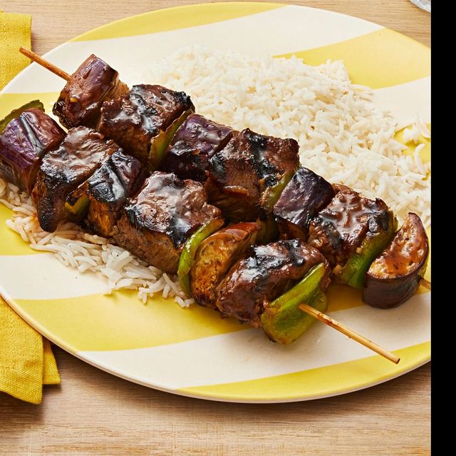 soy ginger beef kebabs with rice