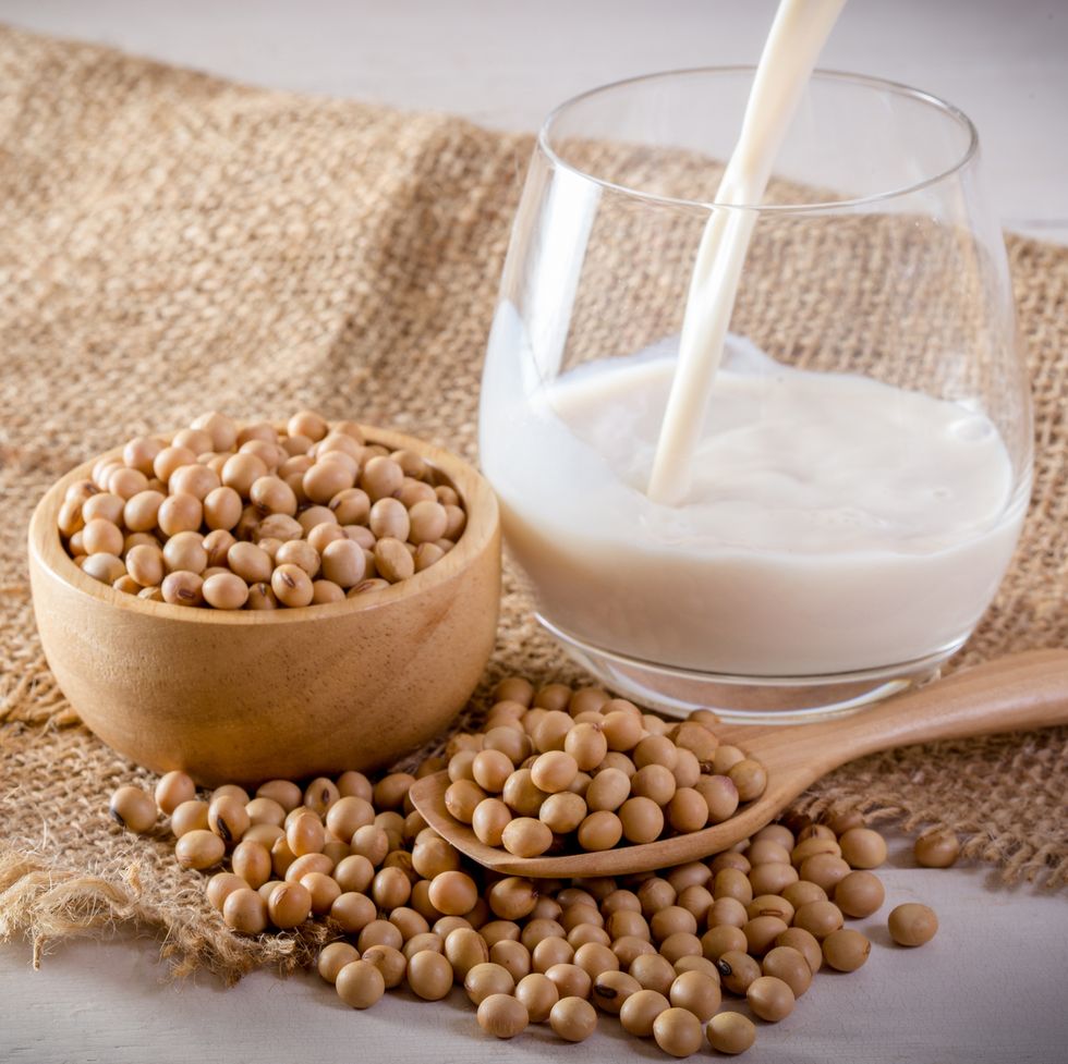 soybeans and soy milk