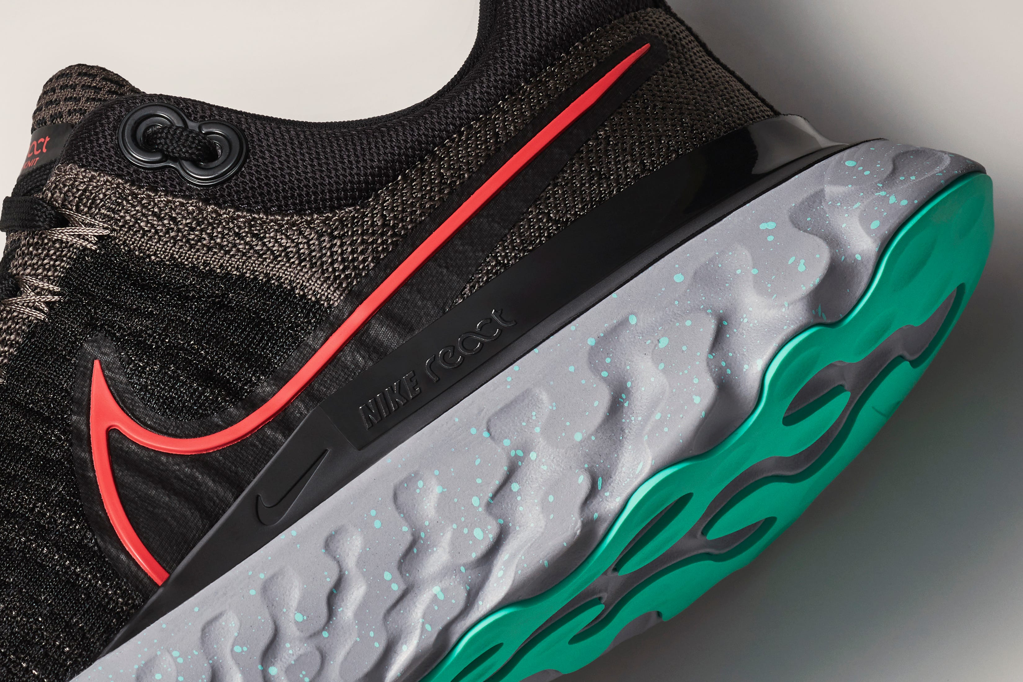 Carmine, Black, Pattern, Grey, Teal, Synthetic rubber, Design, Walking shoe, Outdoor shoe, Silver, 