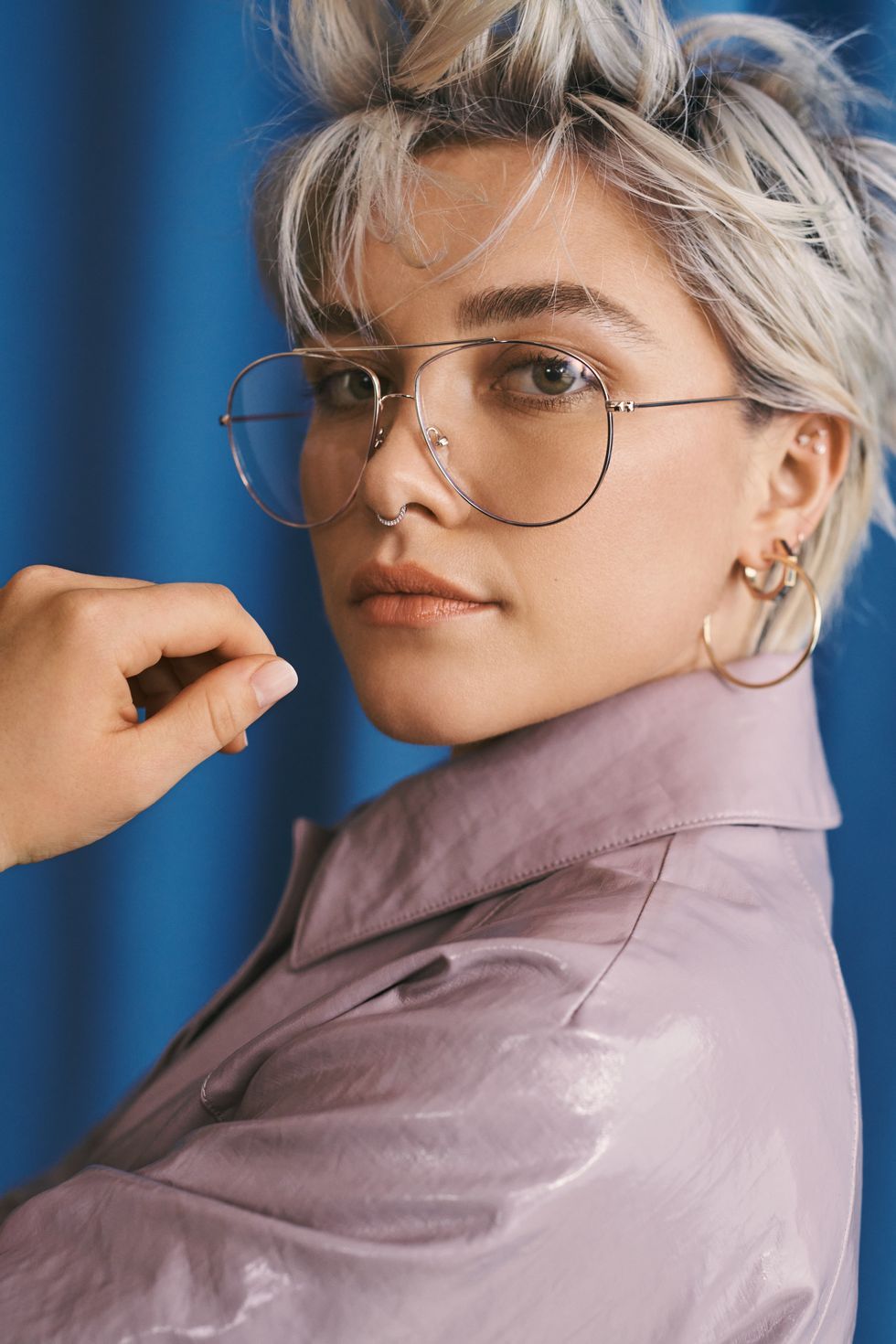 florence pugh wears a trench coat in a florence pugh jcrew campaign 2022