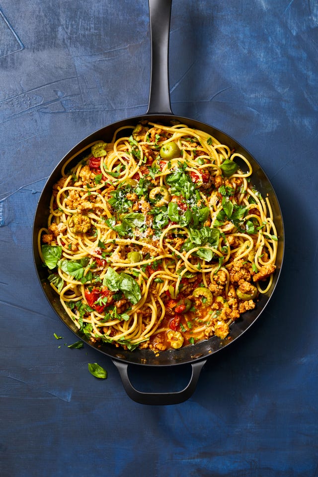 spaghetti with fennel, pork and olives