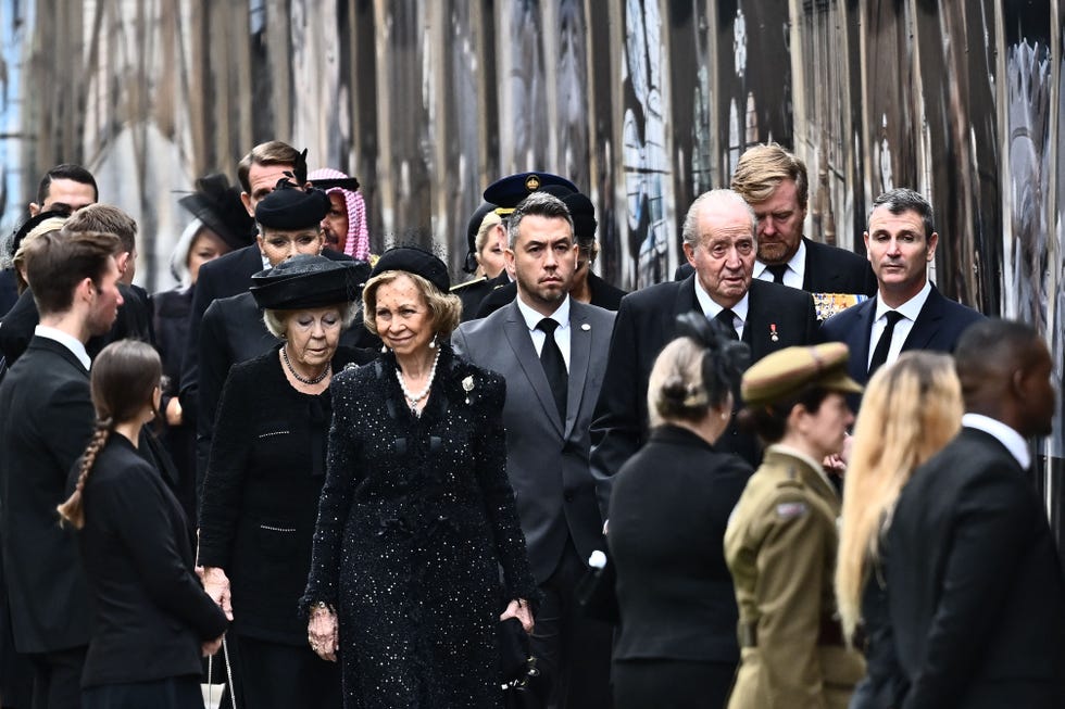 queens funeral guests