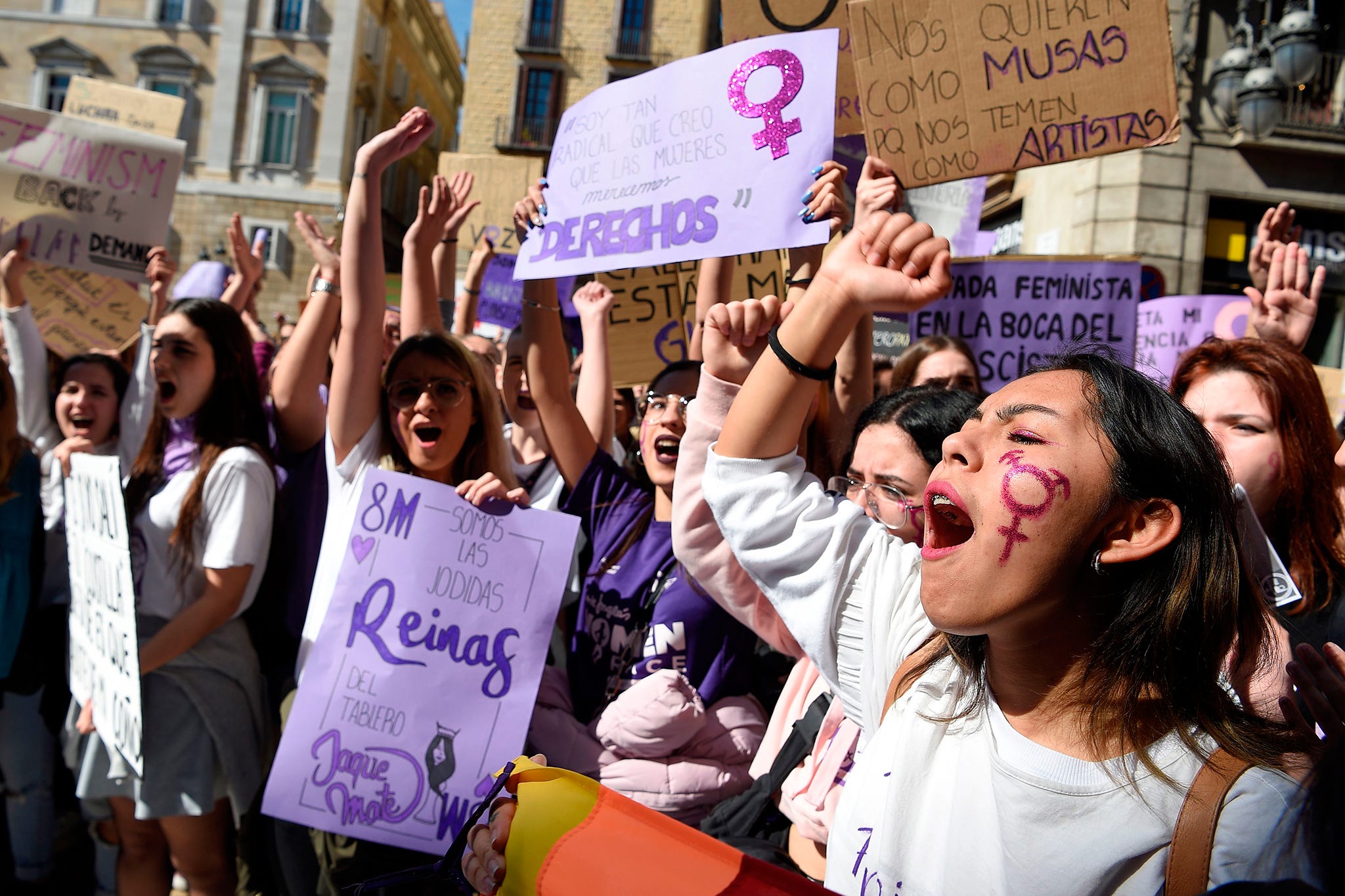 People, Protest, Event, Demonstration, Public event, Youth, Crowd, Rebellion, Social work, Smile, 