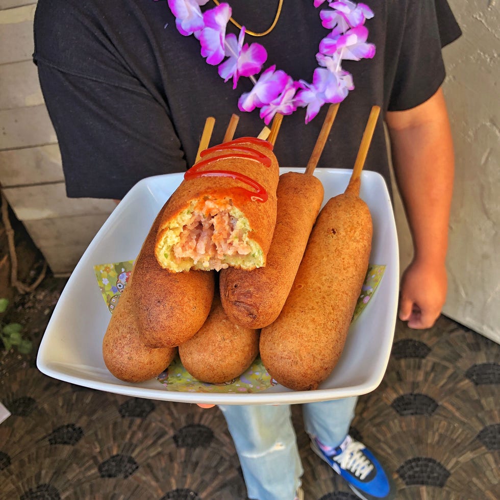 Food, Corn dog, Fast food, Cuisine, Dish, Ingredient, Alcapurria, Carimañola, Arancini, American food, 