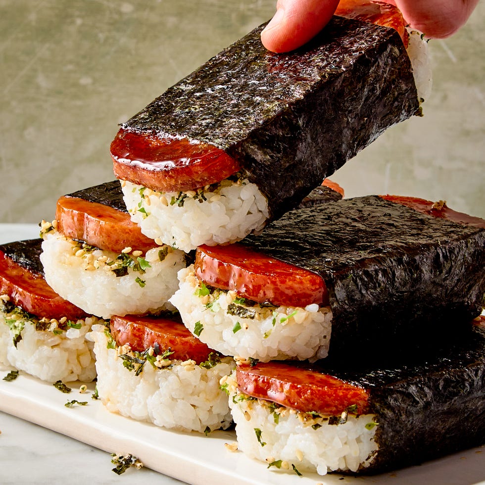 spam musubi wrapped in nori
