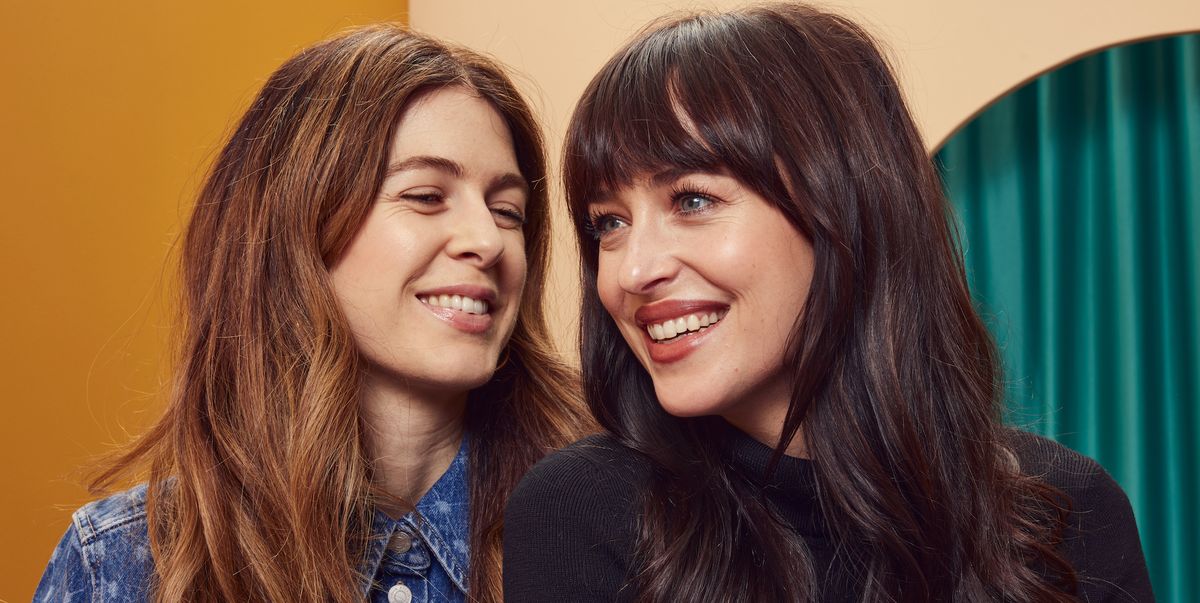 park city, utah january 20 l r ro donnelly and dakota johnson of ‘the disappearance of shere hite’ pose for a portrait at getty images portrait studio at stacy's roots to rise market on january 20, 2023 in park city, utah photo by emily assirancontour by getty images for stacy's pita chips