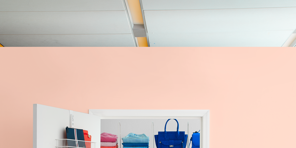 How to Organize a Closet in 2021: 6 Expert Tips to Neatly Store Your  Essentials