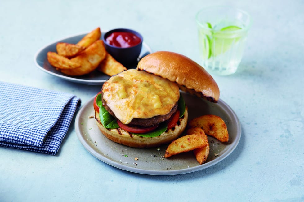 Dish, Food, Cuisine, Hamburger, Junk food, Ingredient, Slider, Fast food, Veggie burger, Fried food, 