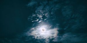 Sky, Blue, Cloud, Daytime, Light, Water, Atmosphere, Celestial event, Moon, Astronomical object, 