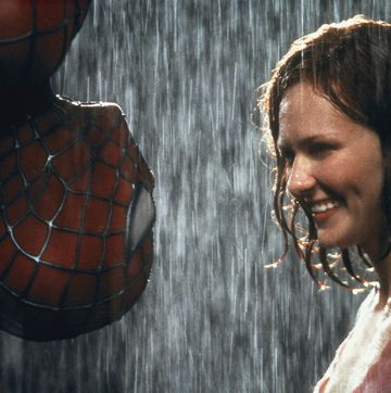 tobey maguire as spider man, kirsten dunst as mary jane, spider man
