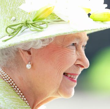 windsor, united kingdom april 21 embargoed for publication in uk newspapers until 48 hours after create date and time queen elizabeth ii meets the public during her 90th birthday walkabout on april 21, 2016 in windsor, england today is queen elizabeth iis 90th birthday photo by max mumbyindigogetty images