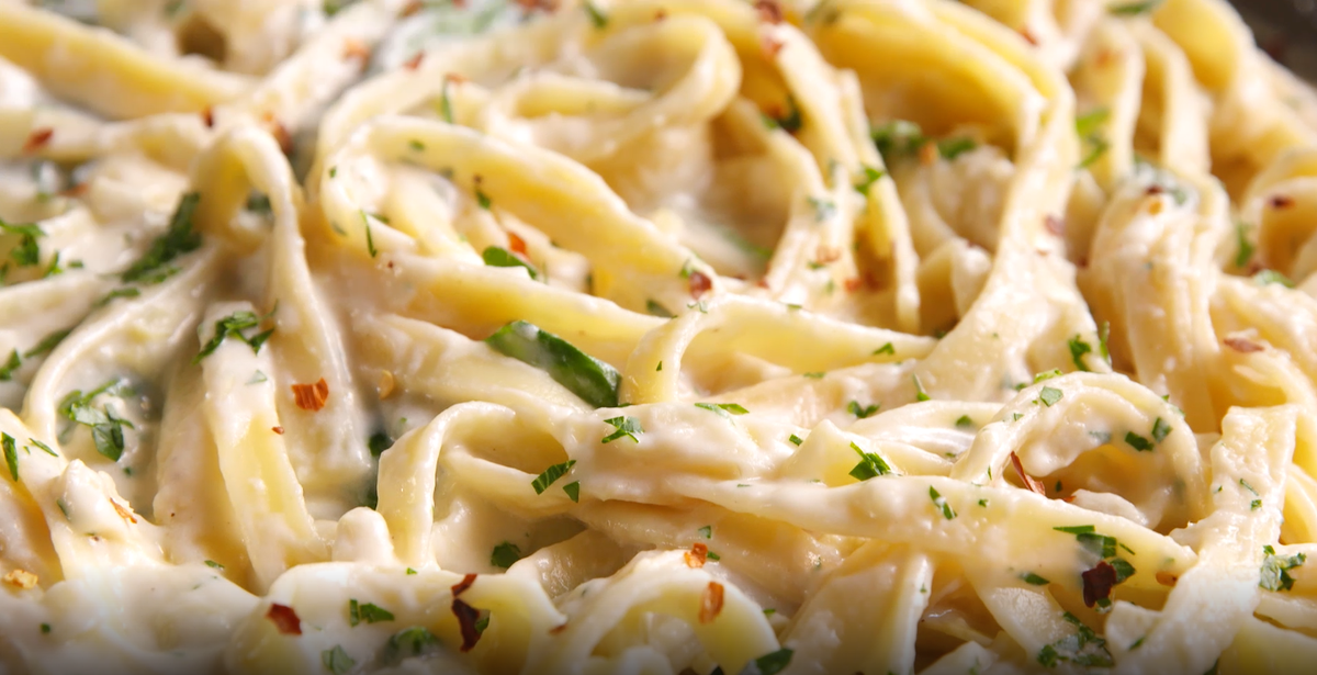 Best Spinach and Artichoke Alfredo Recipe-How To Make Spinach and Artichoke  Alfredo—