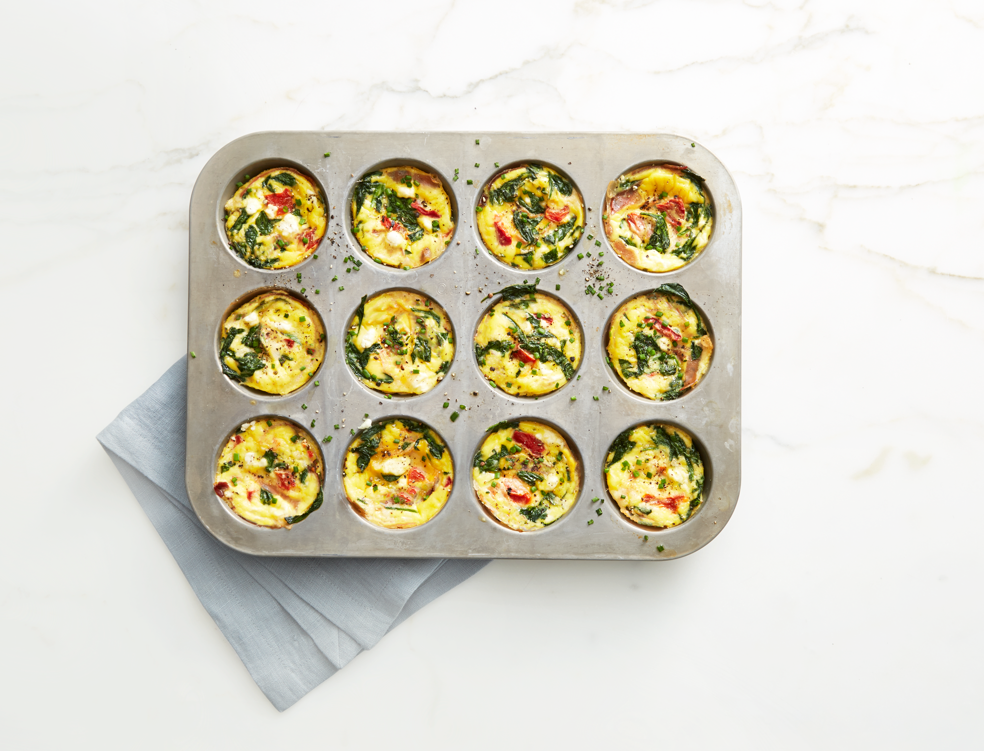 Spinach, Mushroom & Goat Cheese Scrambled Egg Breakfast Muffins - Dash of  Jazz