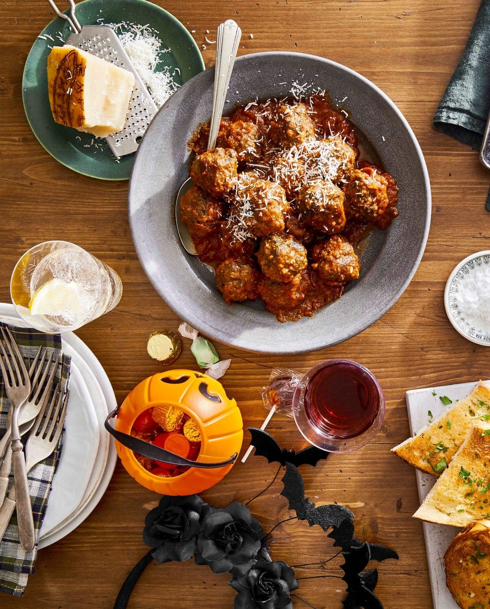 super bowl keto snacks slow cooker spinach and parmesan meatballs