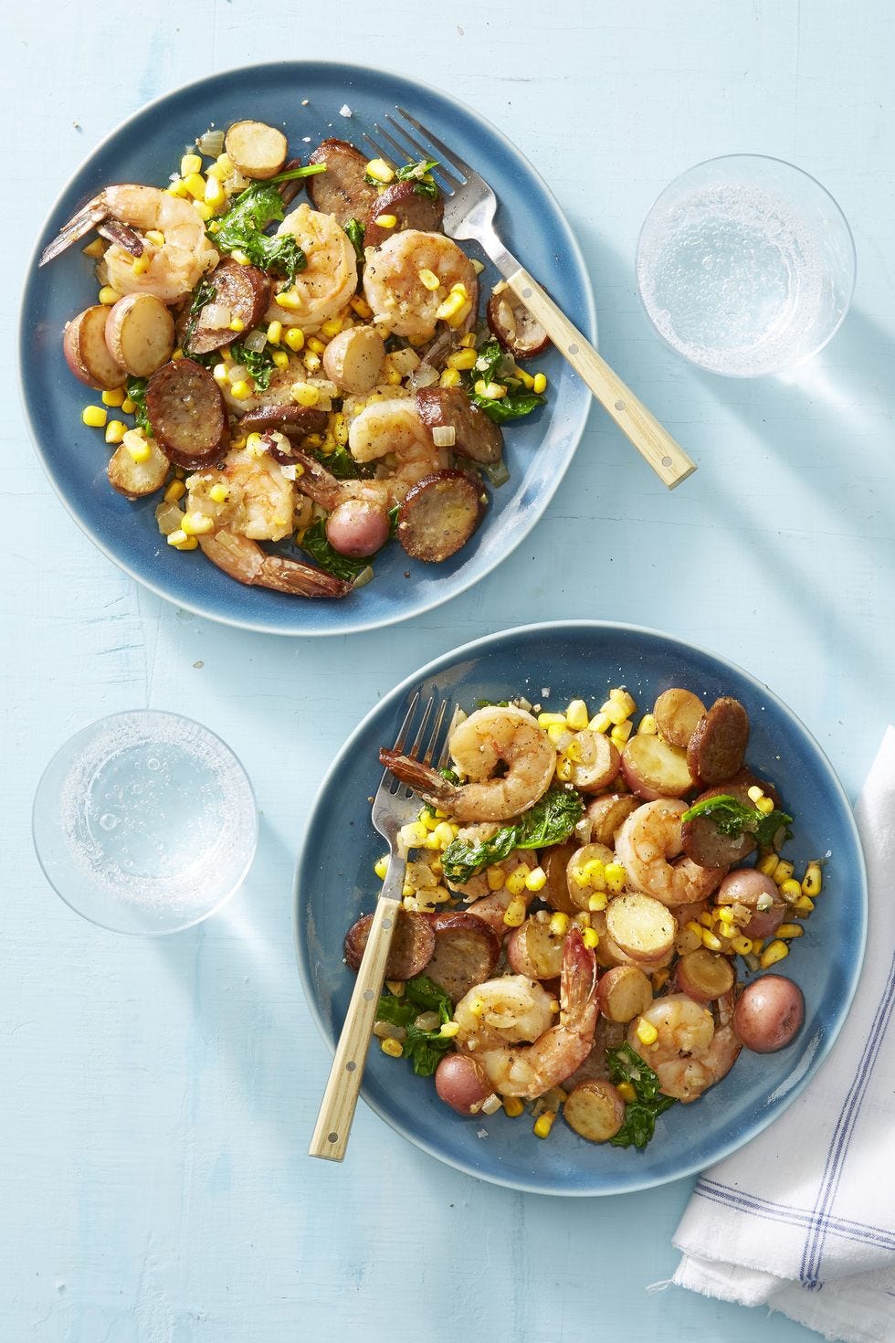spinach recipes - shrimp boil with sausage and spinach