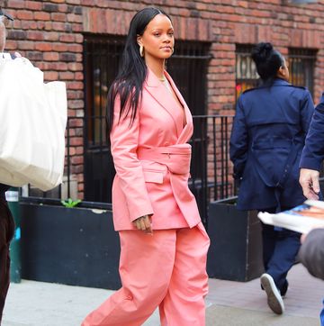 EXCLUSIVE: Rihanna Leaves Meeting With Real Estate Agent in NYC before Checking Out Properties for Sale in NYC