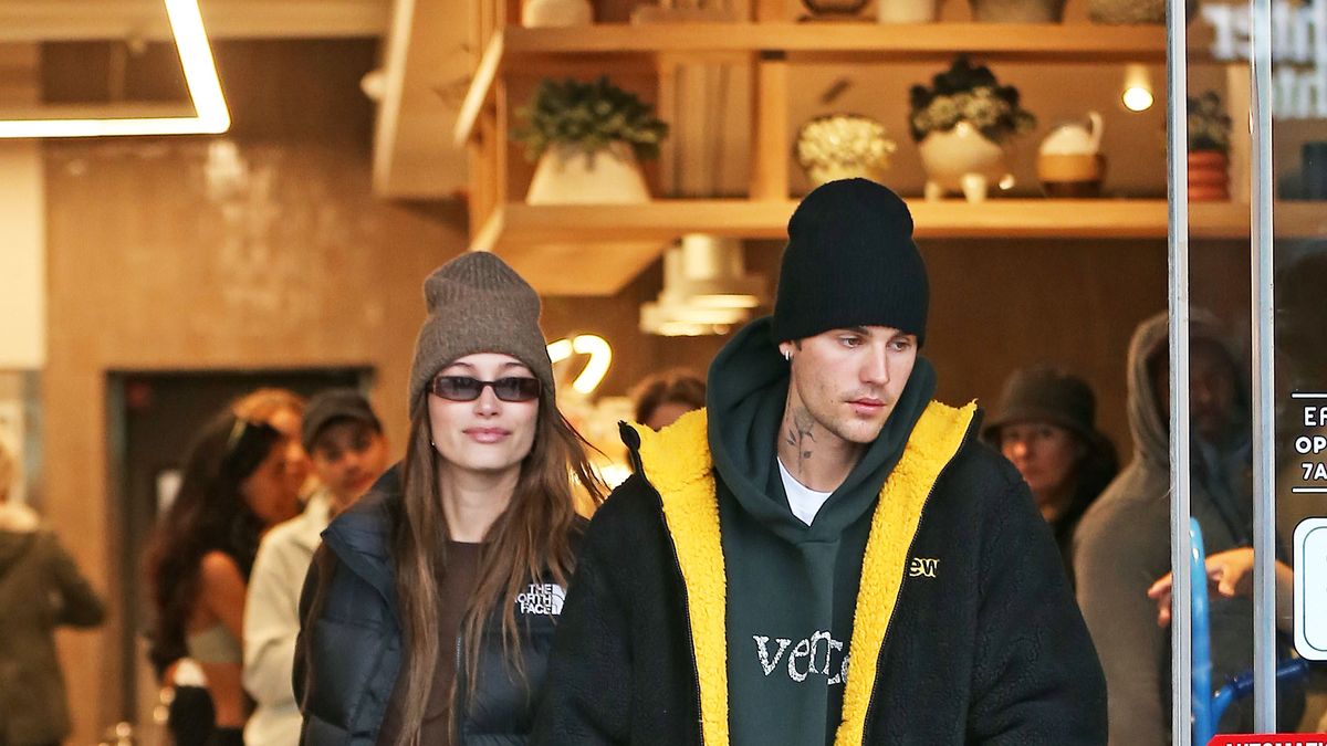 Hailey and Justin Bieber Step Out in Matching Baggy Pants and Beanies