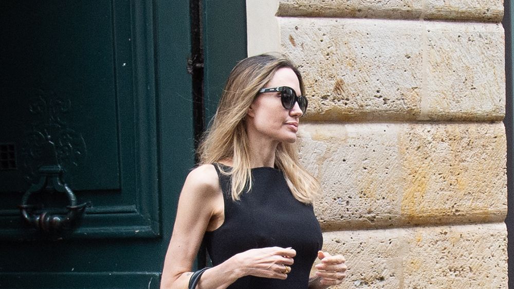 Angelina Jolie Embraces the Ballet Flat Trend in Paris – Rvce News