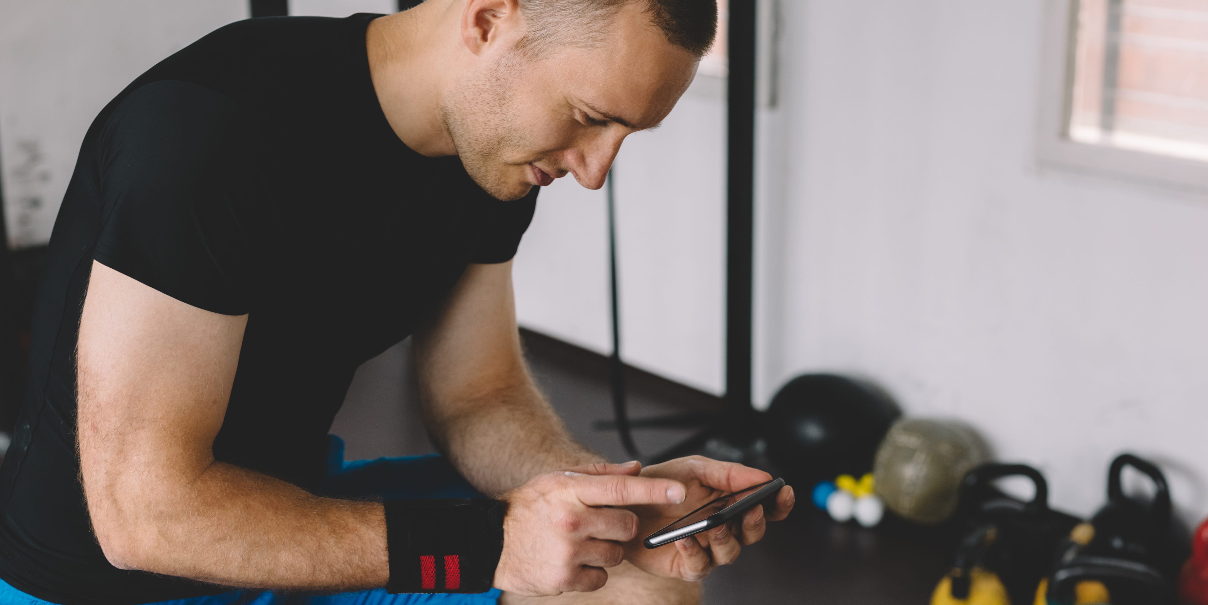 The 12 Best Workout Apps to Help You Get Fit According to Certified Trainers